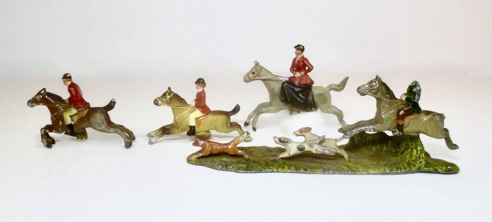 RARE Austrian Hunt Vignette, With Single Figures (1 of 1)