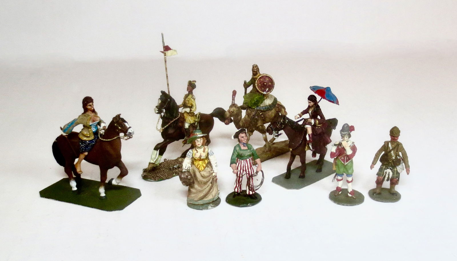 Assorted "Teddy" Suren Figures (1 of 1)