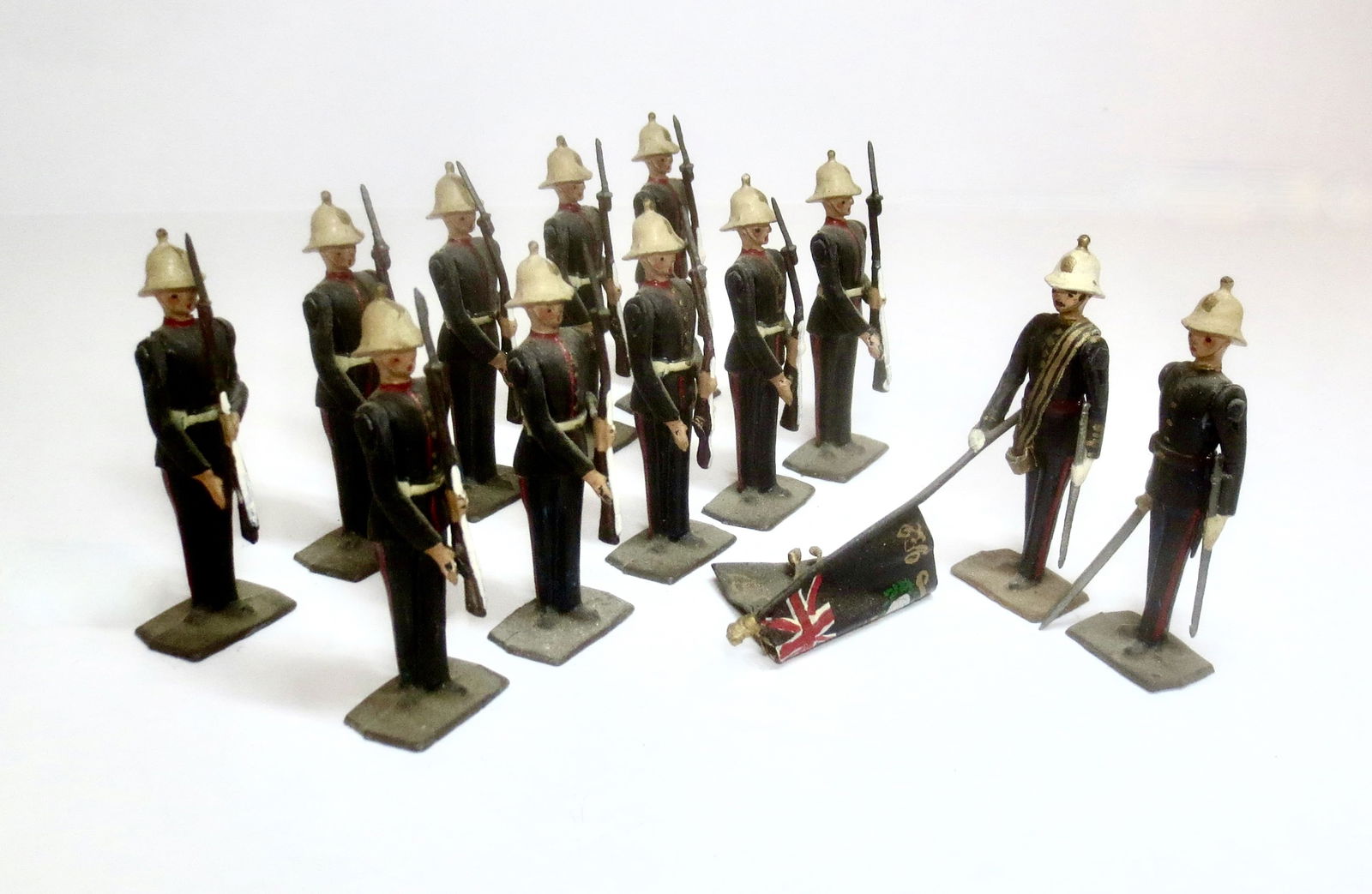 Britains From #2071 Royal Marines Present Arms (1 of 1)