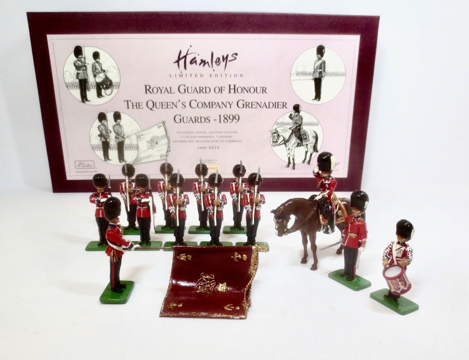 Britains #00105 Royal Guard of Honor (1 of 1)