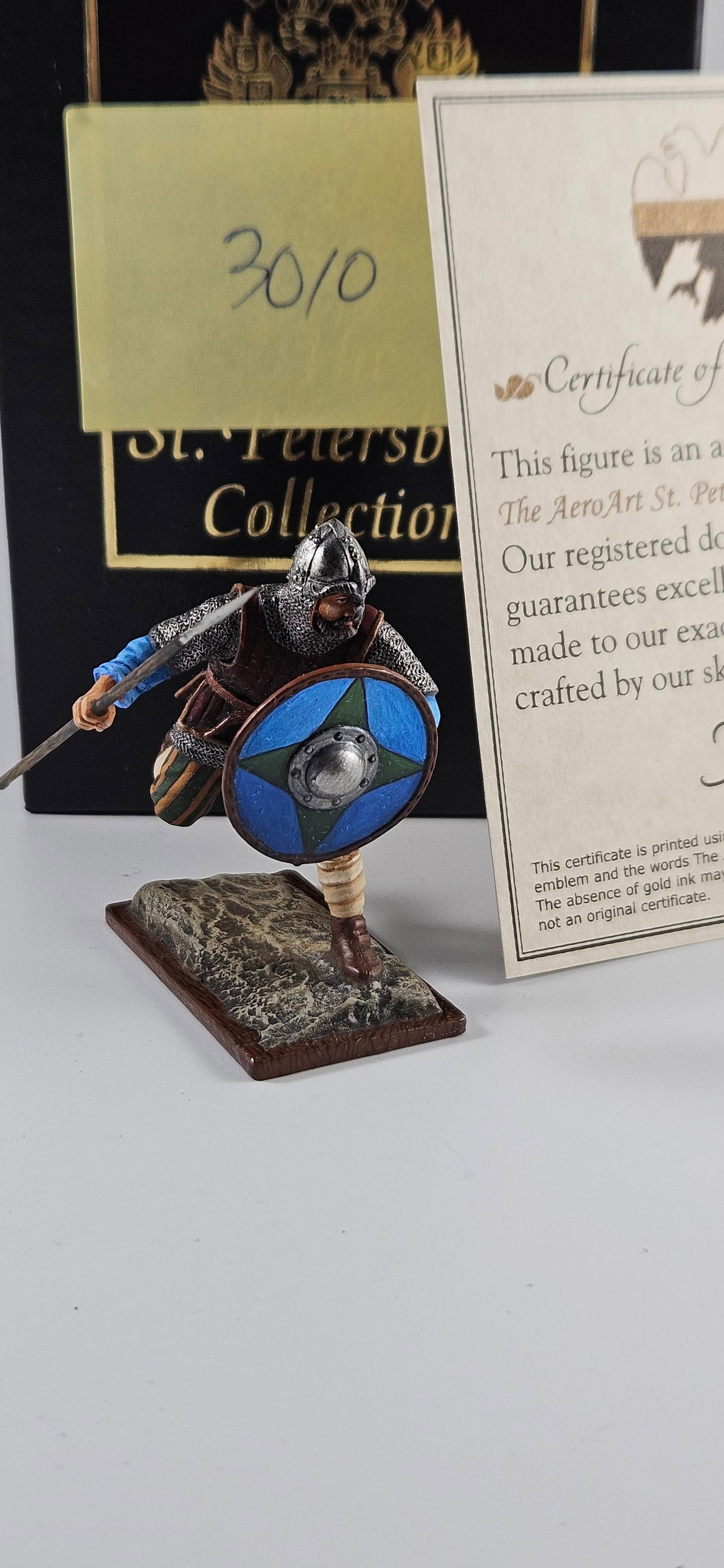 AeroArt St. Petersburg Celt Warrior Running: AeroArt Military Miniatures - The St. Petersburg Collection #301D - Celt Warrior Running with Spear & Shield. Dealer Promo Figure. Excellent, Boxed, 1 piece.