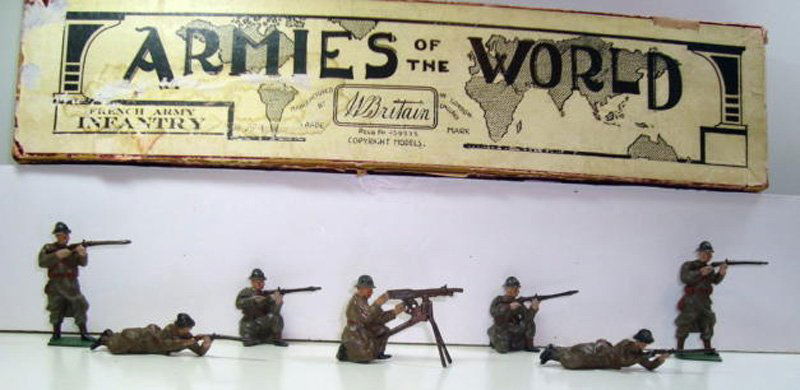 Britains Set # 1366 French Infantry: Firing with Original Armies of The World Box - Untied. Pre War 7 Pieces.