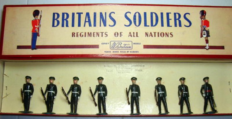 Britains Set # 2088: Duke of Cornwall’s Light Infantry with Original R.O.A.N. Box. Untied. Post War. 8 Pieces.
