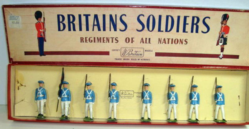 Britains Set # 2098: RARE Venezuelan Military School cadets with Flag Bearer and Original R.O.A.N Box - Untied. Post War. 8 Pieces.