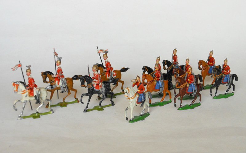 Heyde / Heyde Like U.S. Lancers and Dragoon: two different sets and sizes. Pre War 12 Pieces. Unboxed.