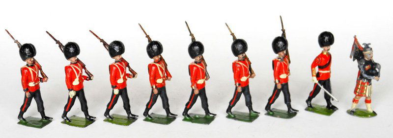 Britains SCARCE Set # 75 Scots Guards: with Officer and Oval base Piper early Version, Back Packs half Boots. Pre War. 9 Pieces. Unboxed.