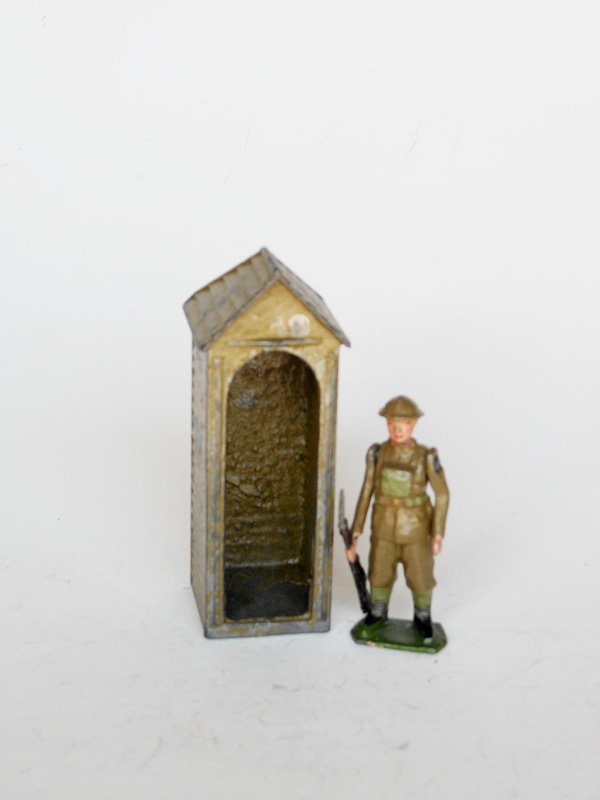 Britains SCARCE Set # 1859 Sentry: in Khaki with Sentry Box. Pre War 2 Pieces. Unboxed.