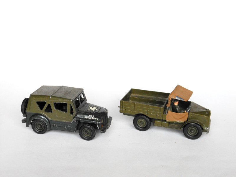 Britains Set # 2102: Austin Champ & Set 1877 Beetle Lorry with Driver. Post War. 2 Pieces.