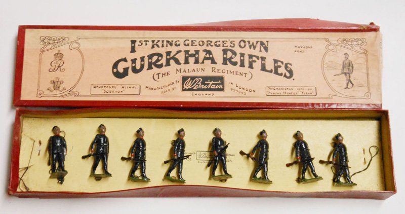 Britains Set # 197 Gurkha Rifles: with Original Whisstock Box Untied. Pre War 8 Pieces.