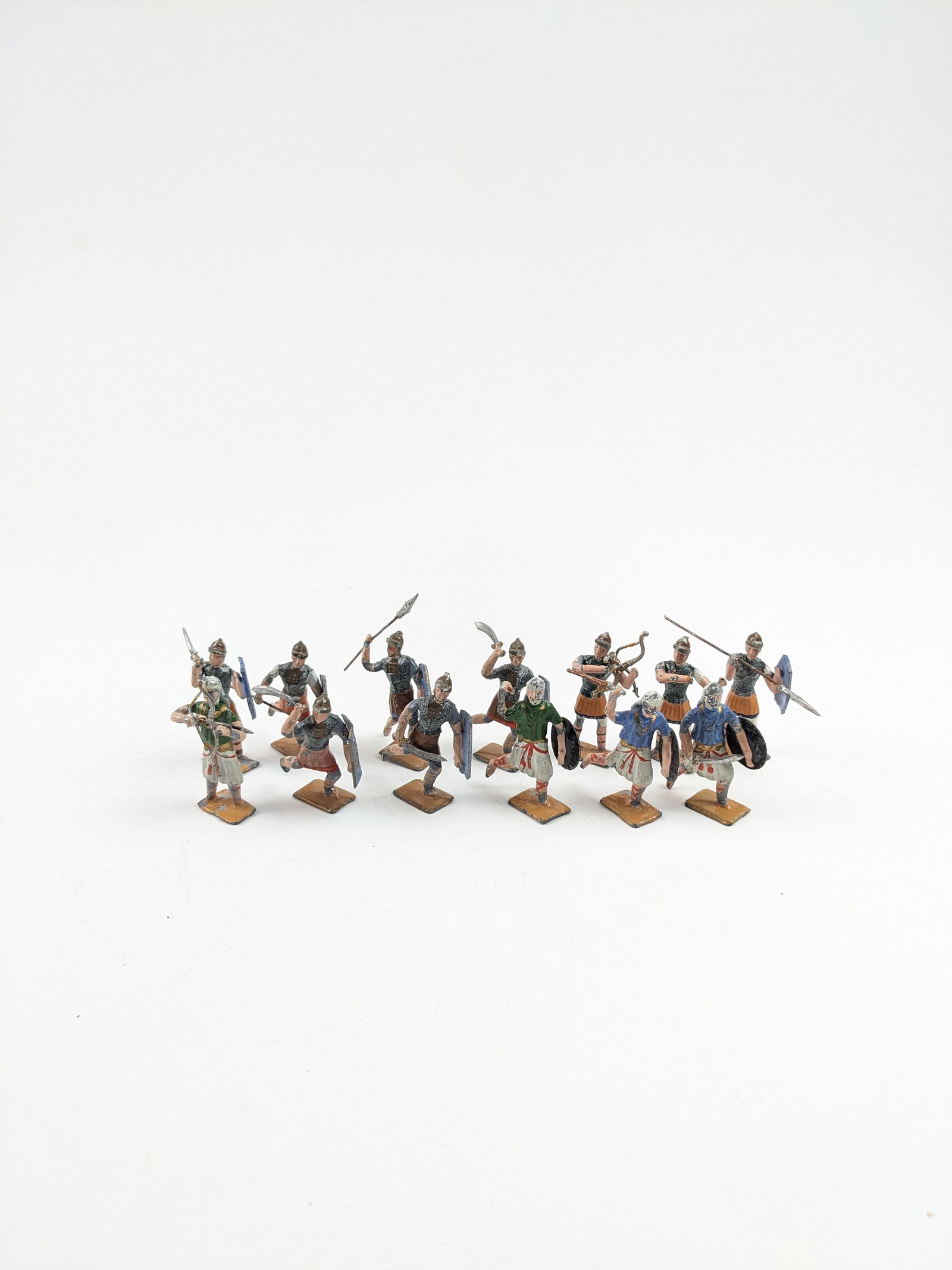 Heyde Greeks And Persians: 13 Pieces. Condition Good, 4 broken weapons. Unboxed.