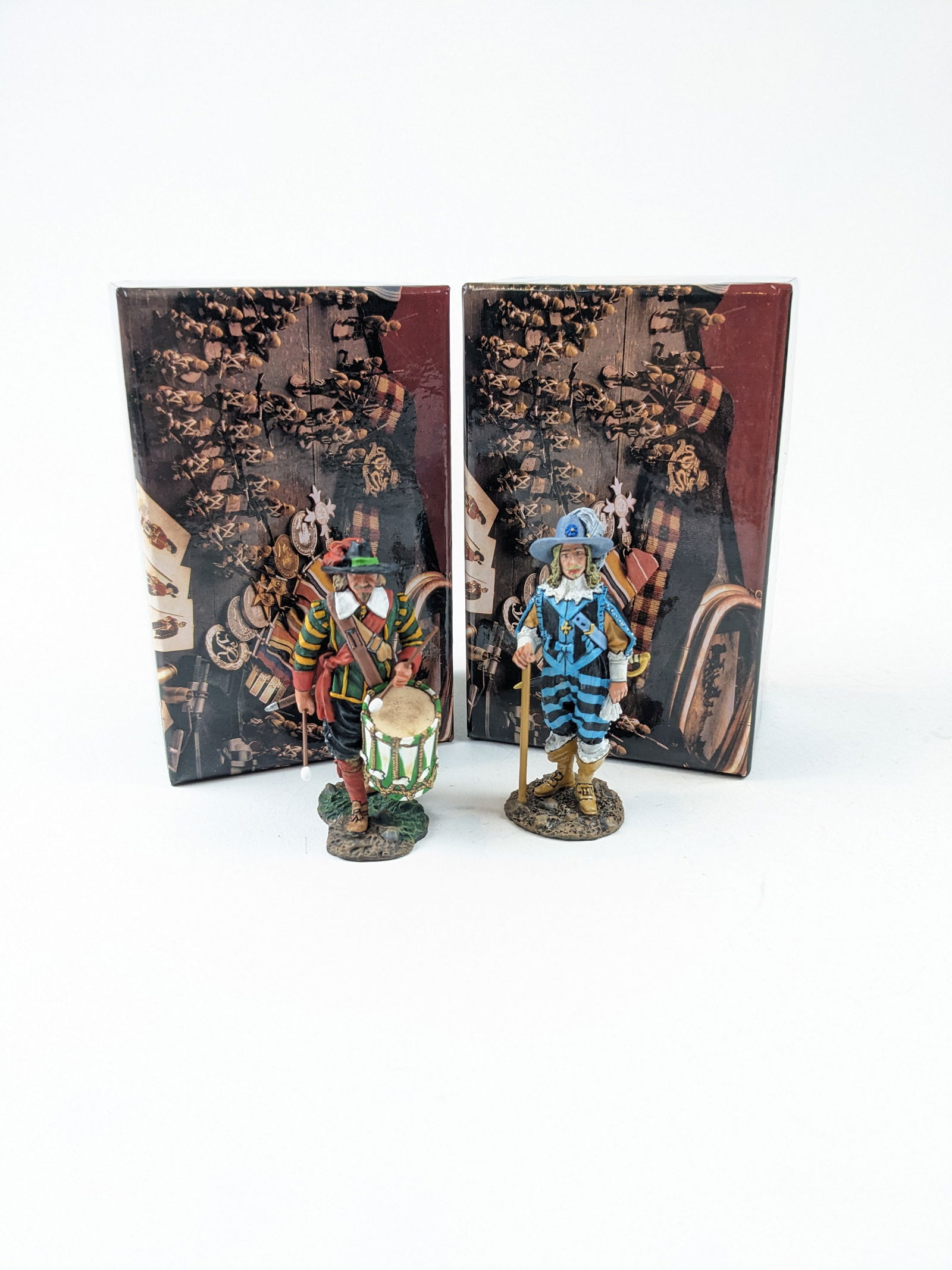 King&Country Pnm 70, 76 Tiller's Drum and Duke: of Buckingham. 2 Pieces. Condition Excellent. Boxes Excellent.