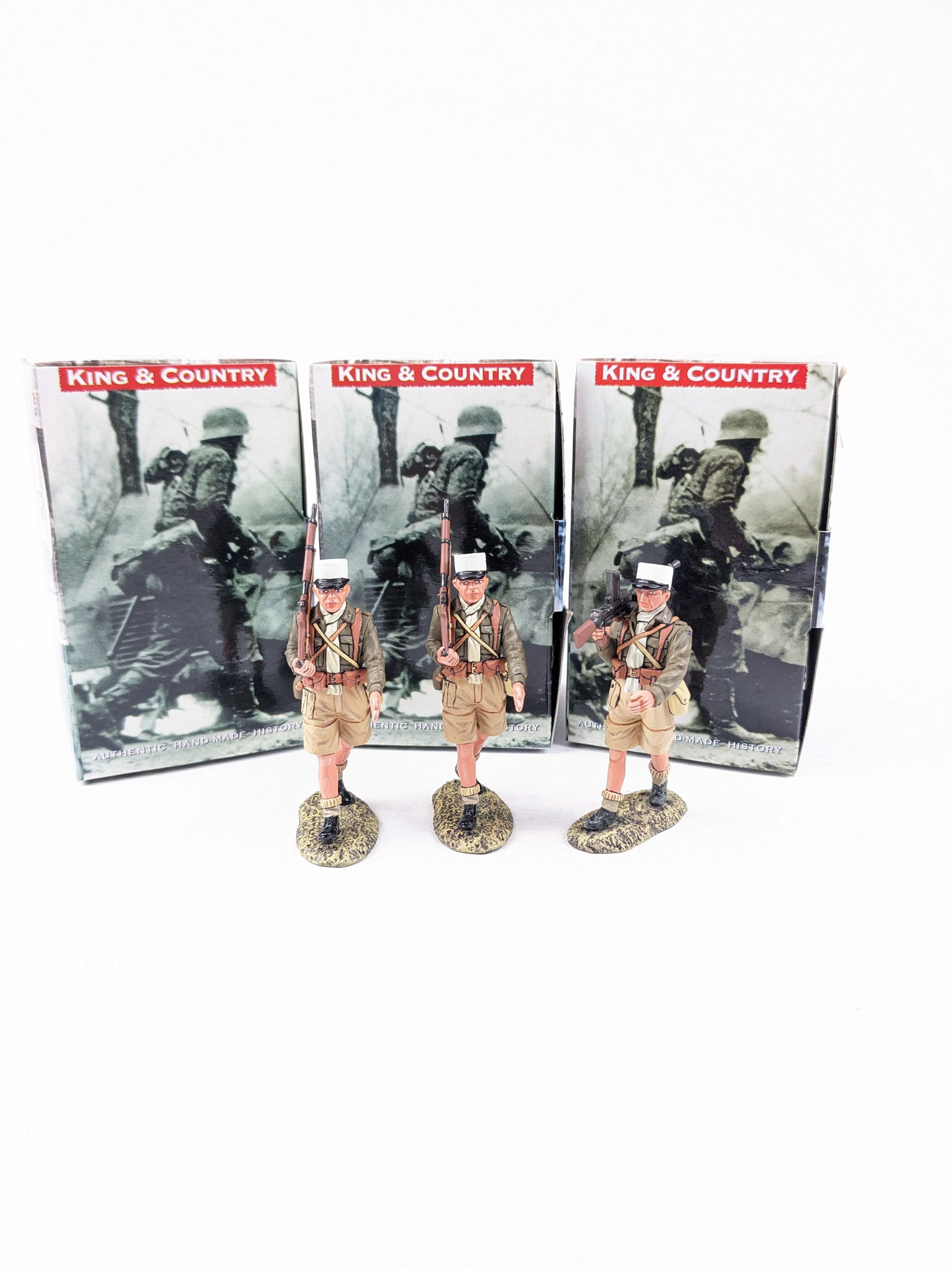 King&Country EA 63,63,64 Marching with Rifles: 3 Pieces. Condition Excellent. Boxes Very Good.