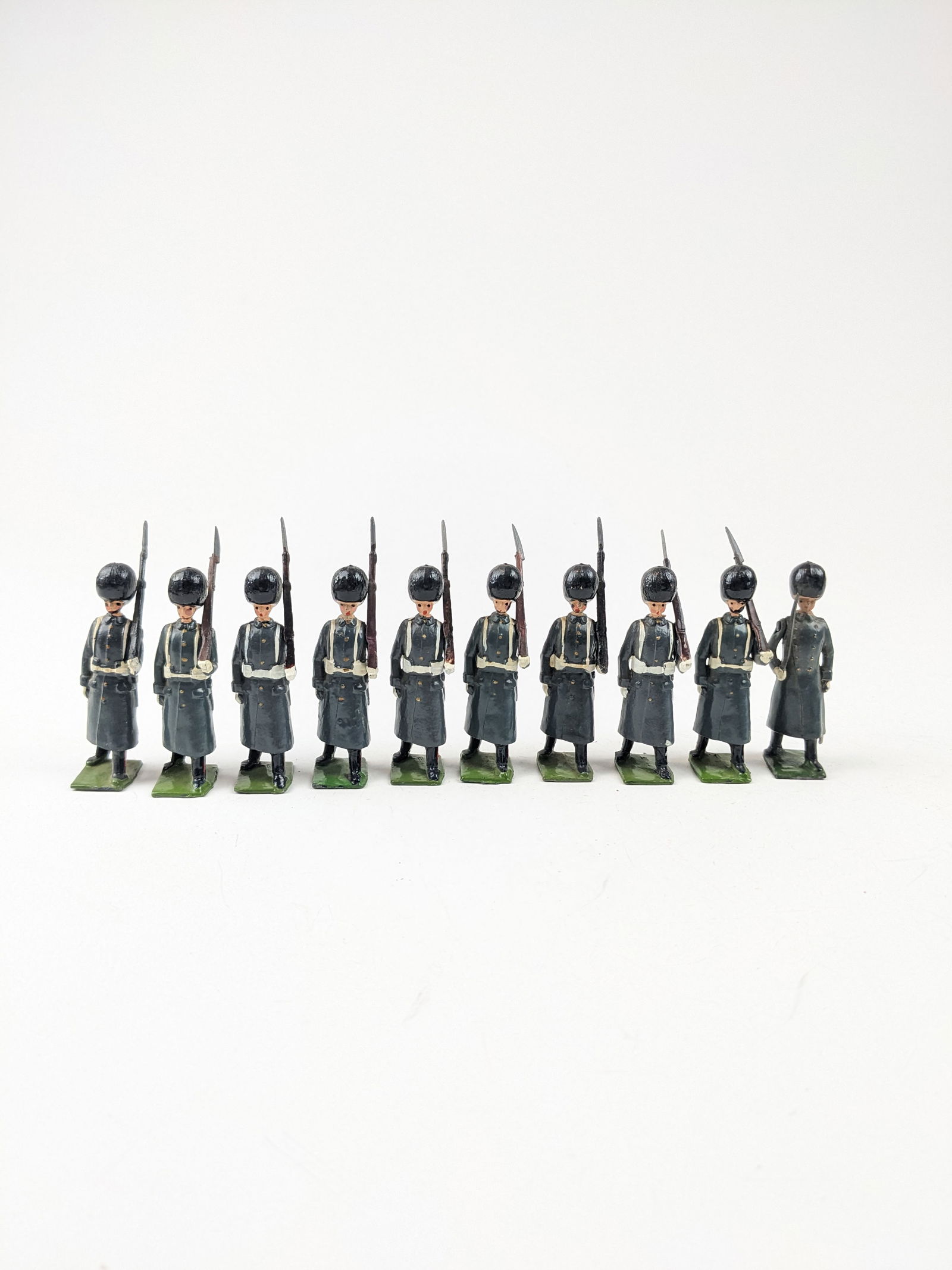 Britains Grenadier Guards Grey Coats (1 of 1)