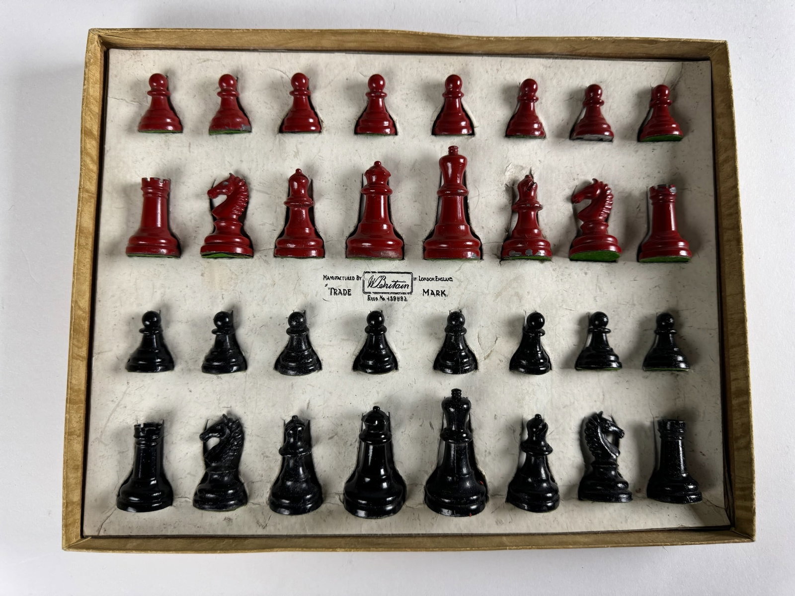 Britains Chess Set: 32 pieces. Condition excellent. Box excellent with original tie card.