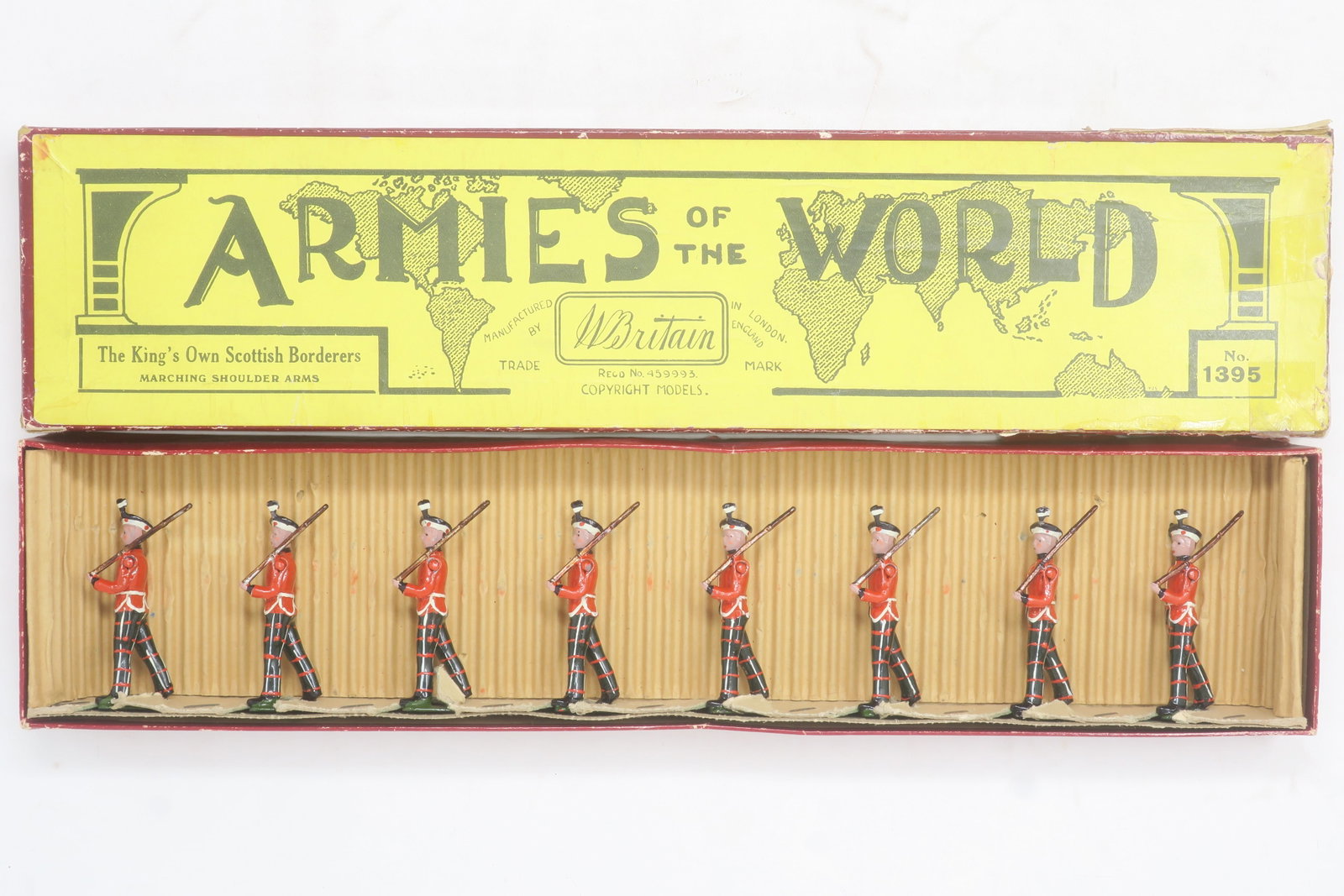 Britains set #1395 King's Own: Scottish Borderers,Very good, in original Armies of the World box, 8 pieces; Very good, box good, lid corners taped