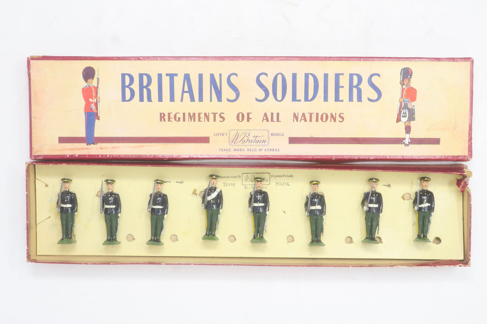 Britains set #2087 5th Inniskilling (1 of 1)
