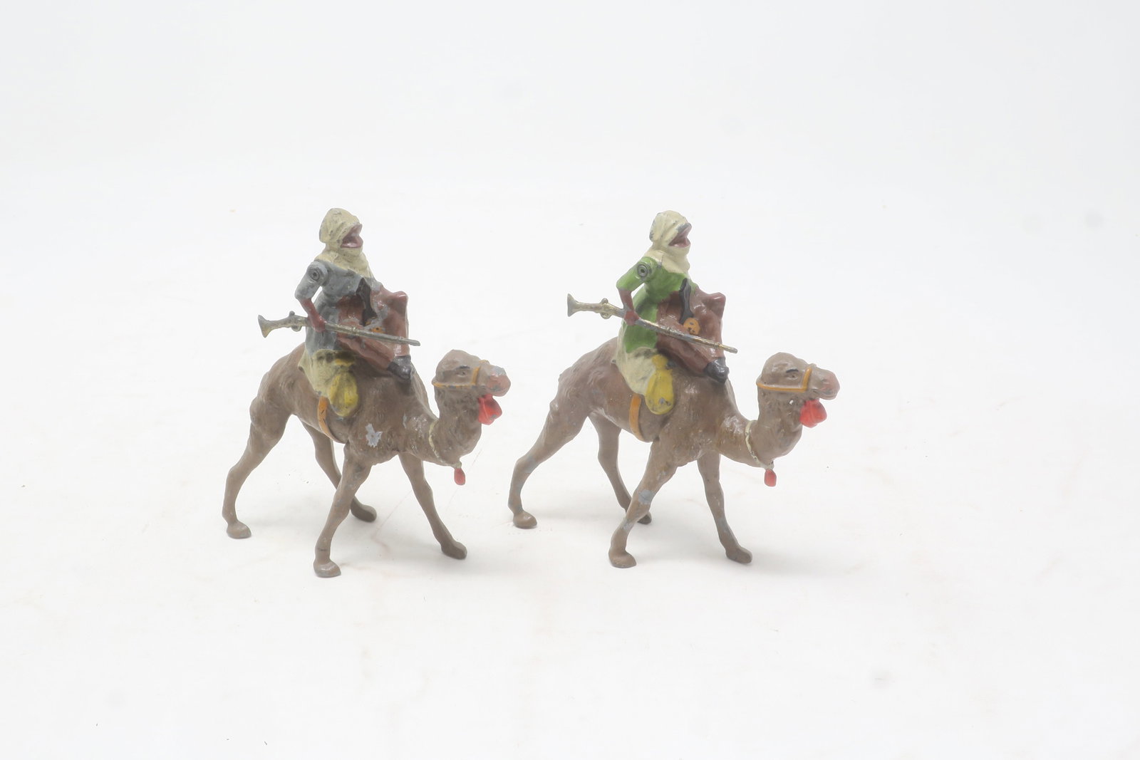 Britains from set #193 Arabs on Camels,: 2 pieces; Good marked Depose (mismatched) Very good