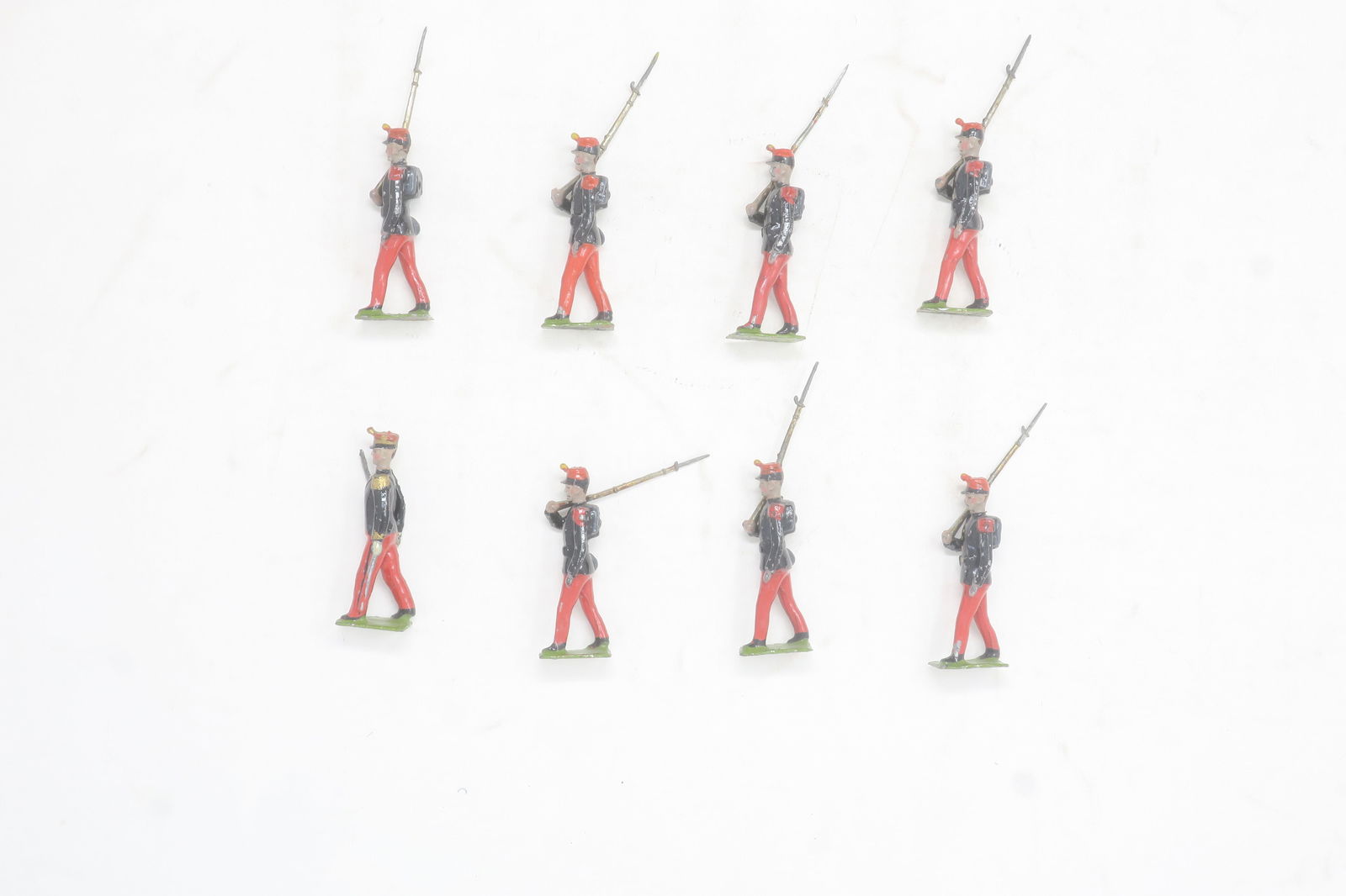 Paris Office French Infantry 8 figures (1 of 1)