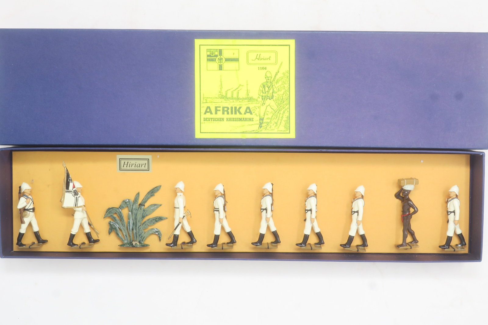 Hiriart Afrika Deutschen Kriegsmarine: including flag bearer in original box (10 pieces); Excellent