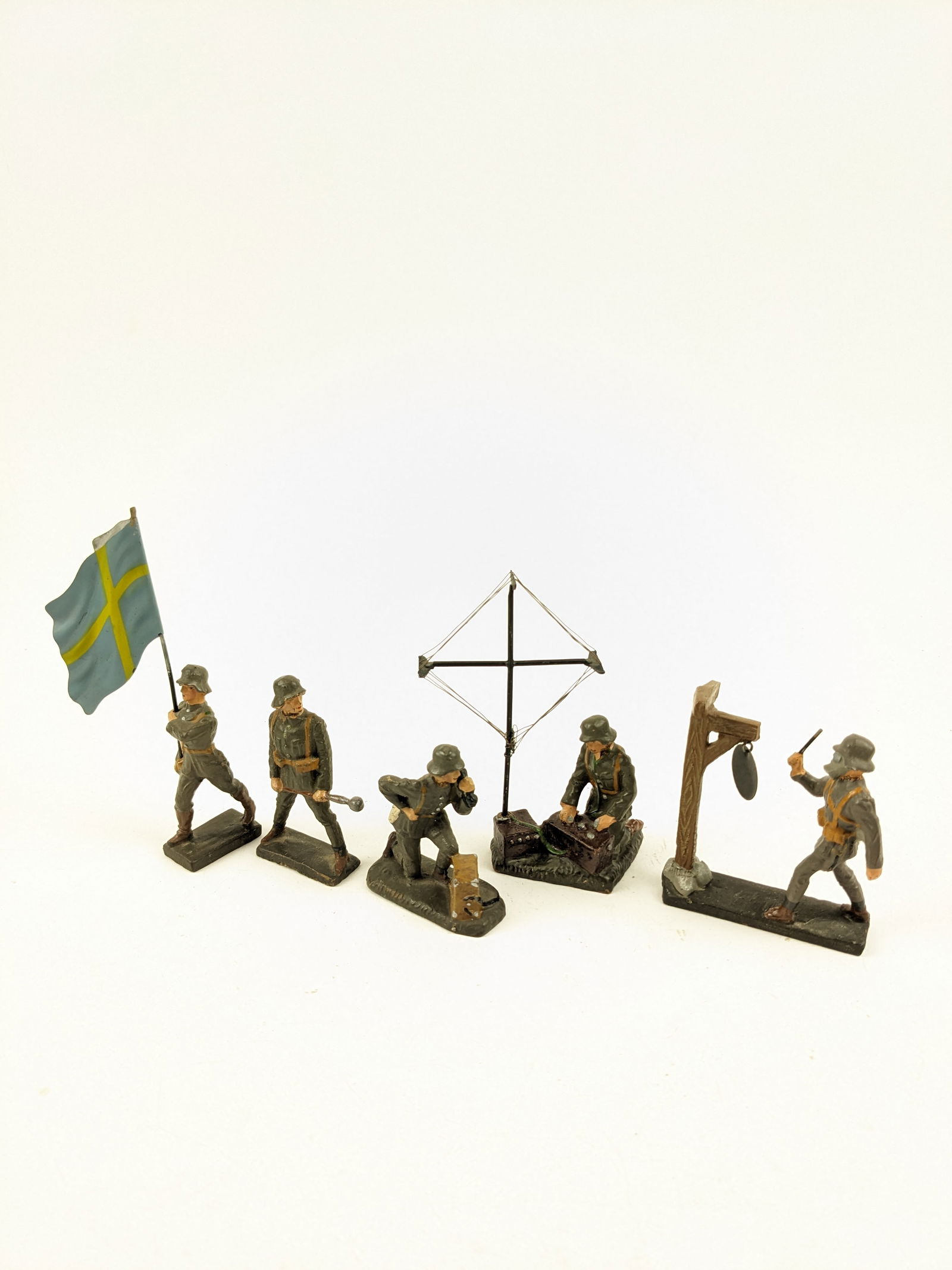 Lineol Danish Communication And Other Poses (1 of 1)