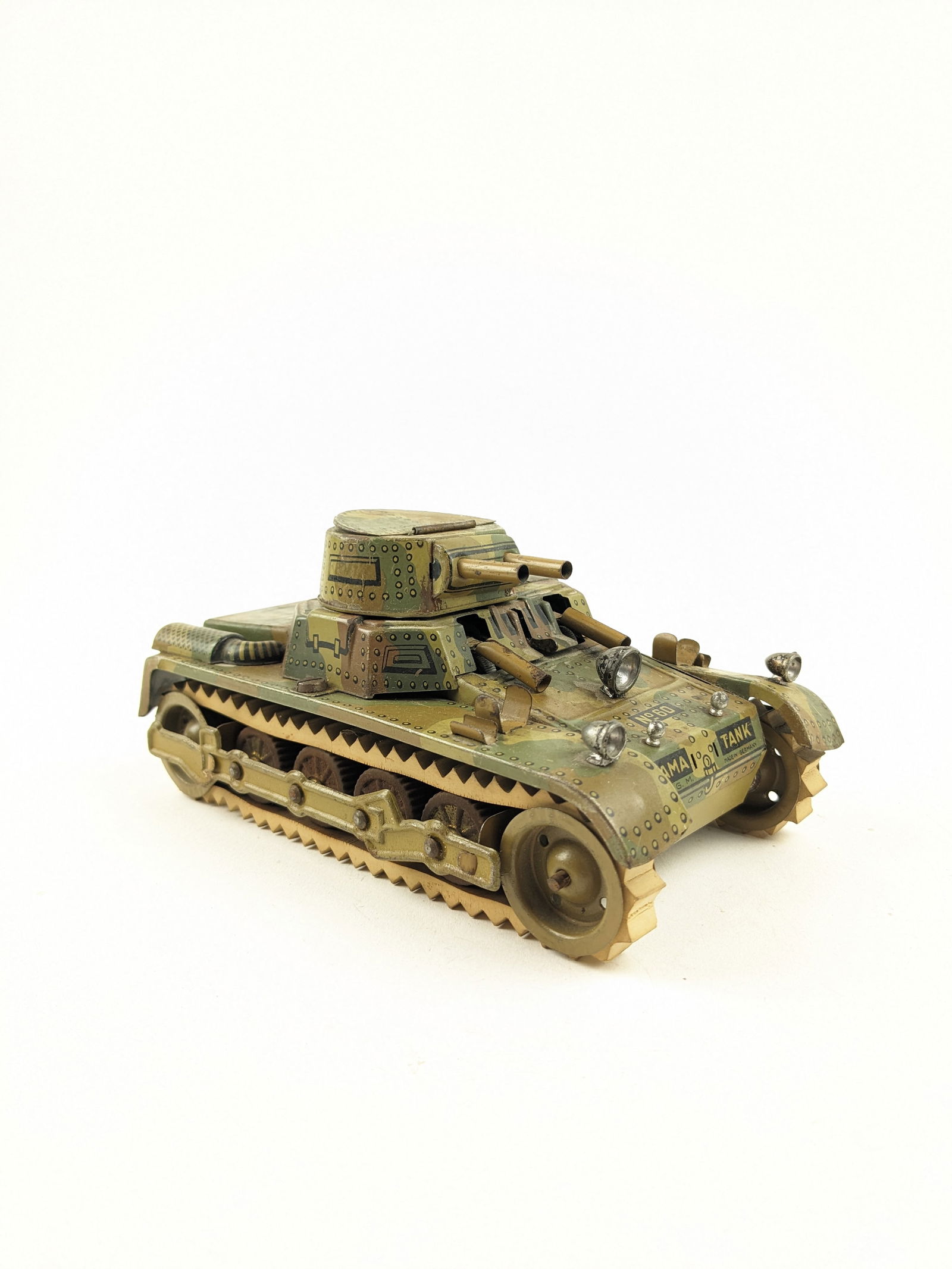 Gama Tank Camo 4 x 7 1/2 Inches (1 of 1)