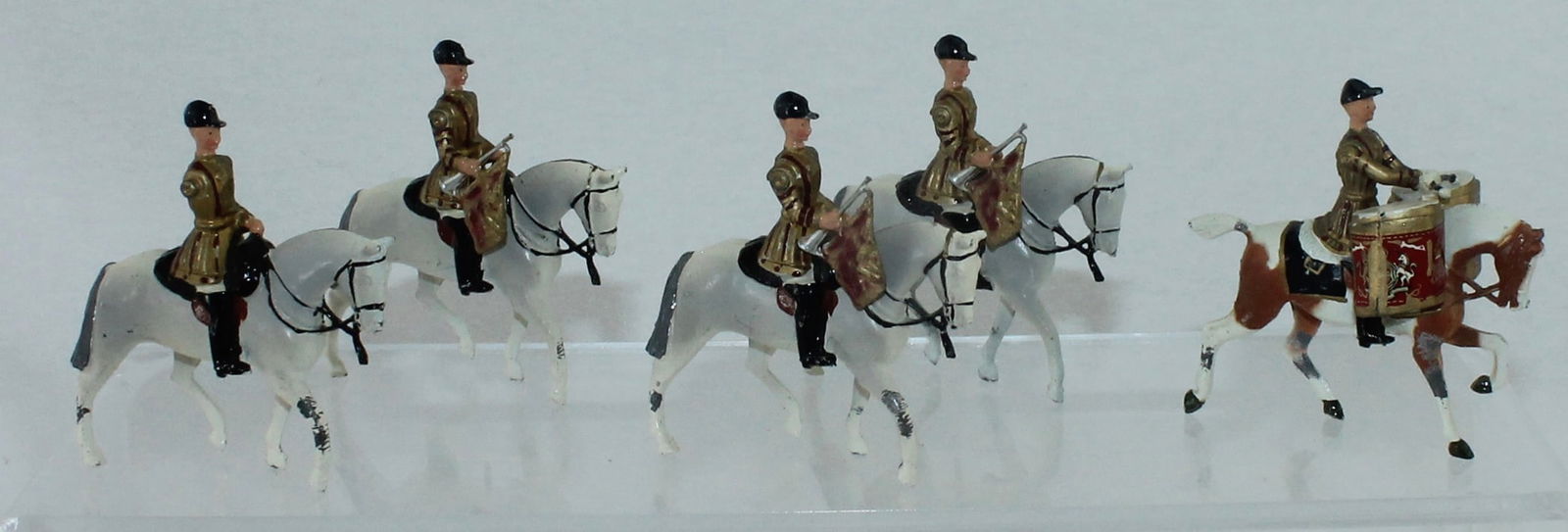 Britains From 2085 Household Musical Ride (1 of 3)