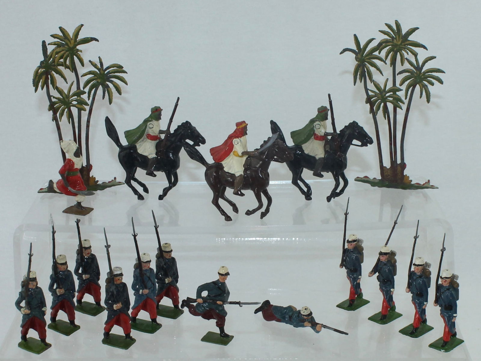 Britains Lot Foreign Legion and Arabs (1 of 3)