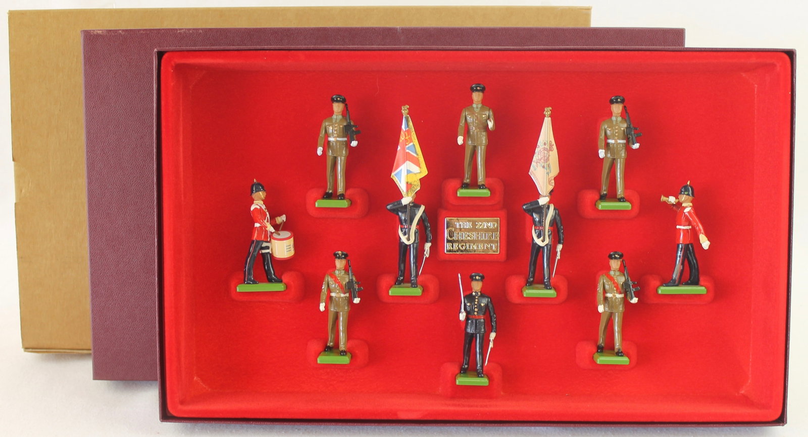 Britains Set 5189 Cheshire 22nd Regiment: Special Limited Edition Collector Series. Limited Edition No. 1165 of 7000. 10 Pieces. Condition Mint in Box. Box Excellent with Original Cardboard Slipcover.