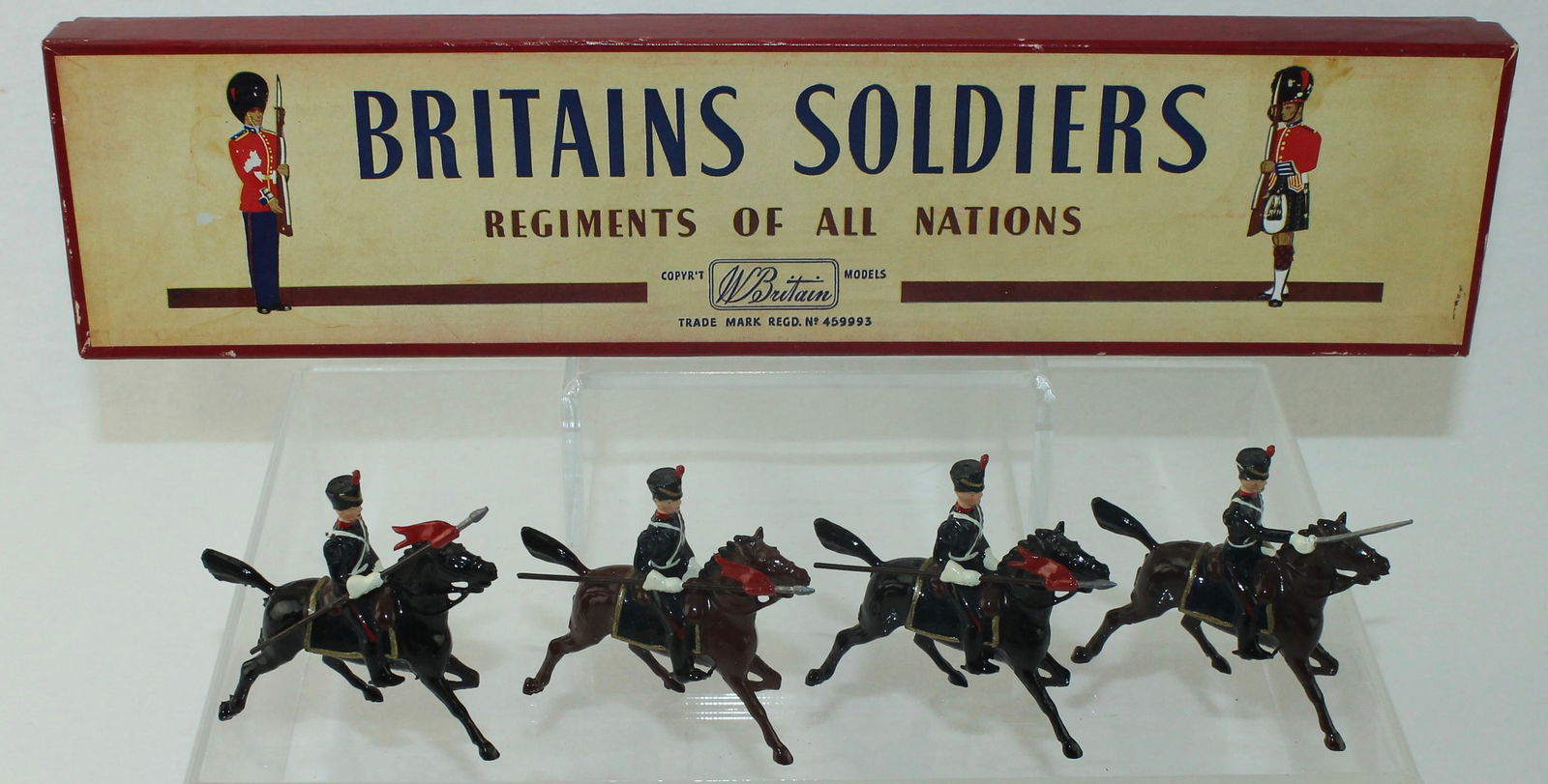 Britains Set 220 Uruguayan Cavalry with Officer (1 of 2)