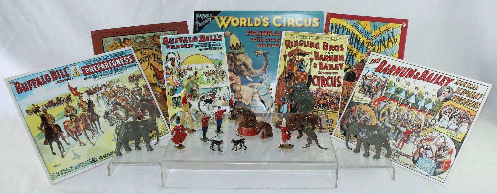 Britains From 1539 Circus Performers (1 of 8)