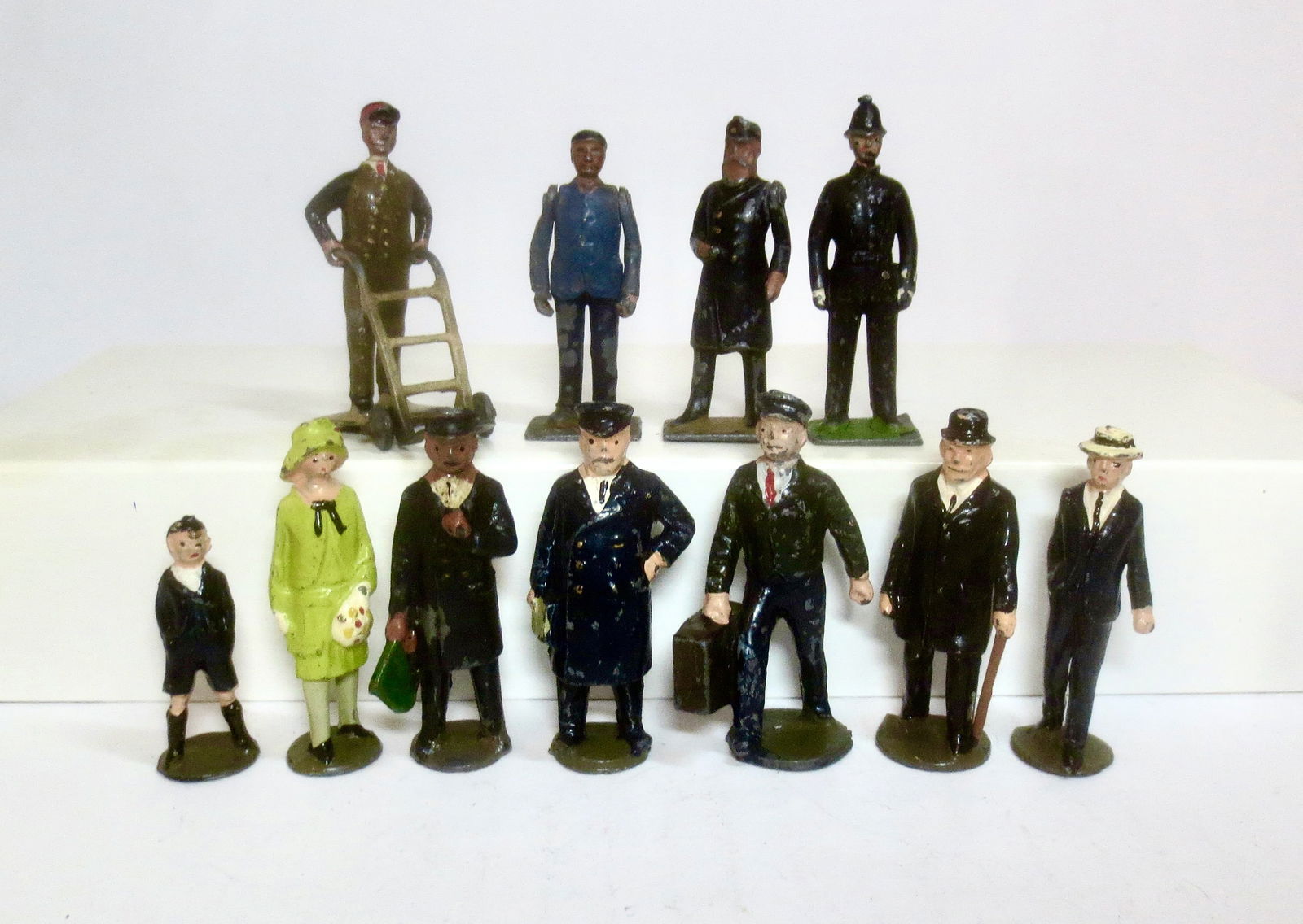 Johillco & Britains Railway Figures (1 of 1)