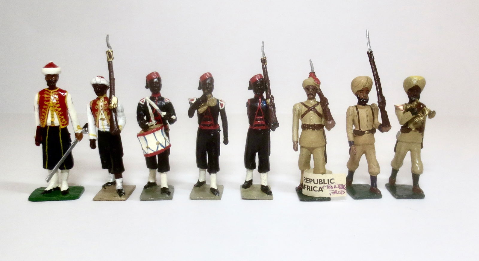 S.A.E. Gold Coast Hussars, Drummer and Bugler (1 of 1)