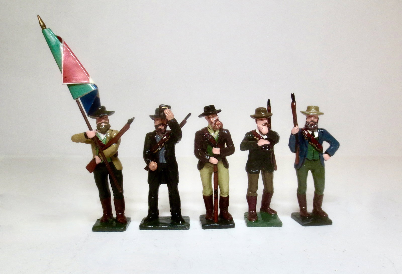 Boer Dutch Infantry with Flag bearer: Unbranded maker. Five pieces. Condition excellent.