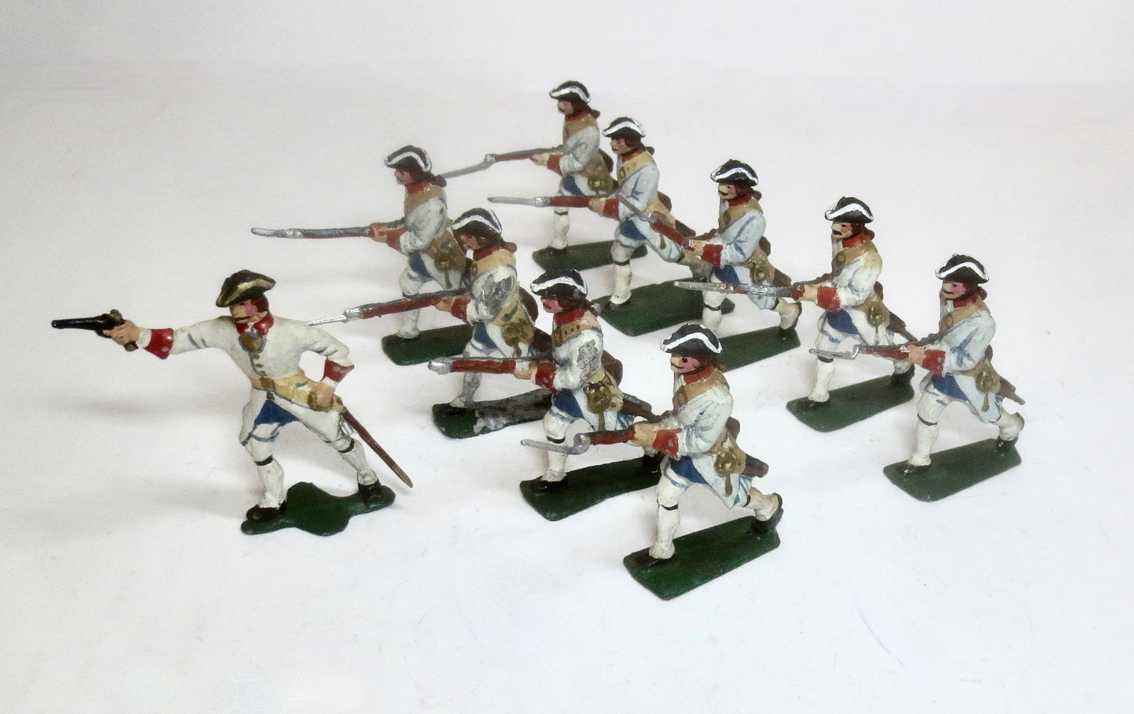 Eriksson French Infantry of the 7 Years War: With officer firing pistol. 10 pieces. One missing bayonet, the rest in excellent condition. (Reference Sandbote book page 83)