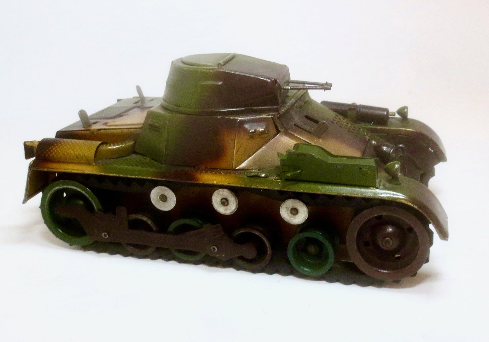 RARE Lineol Tank With Panzer Driver (1 of 1)
