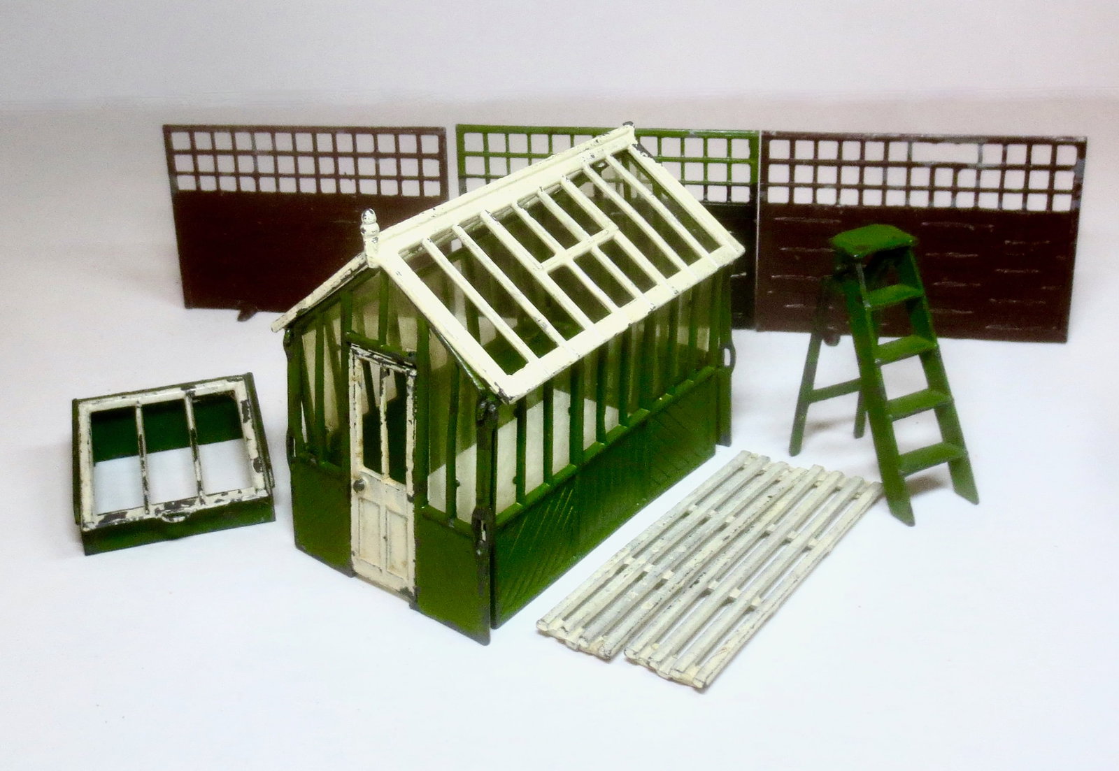 Britains Garden Assortment (1 of 1)