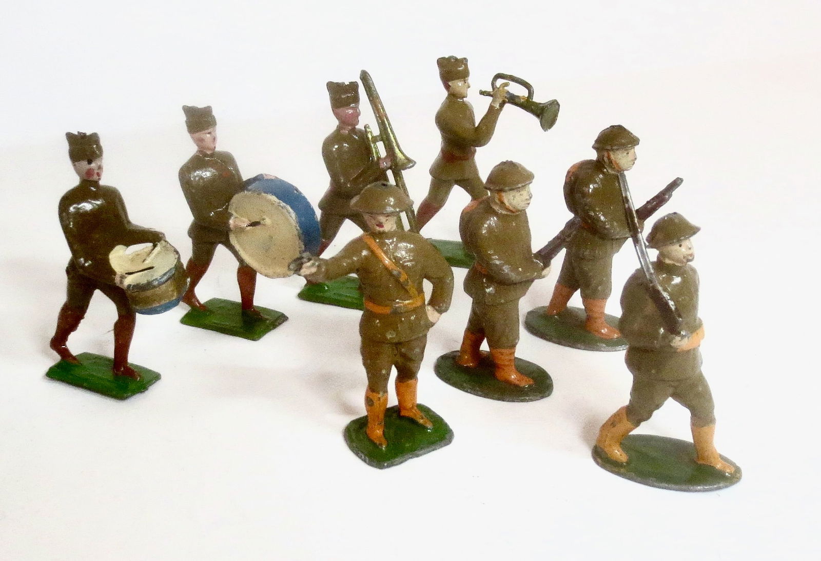 French Hollowcast WWI Troops & Band (1 of 1)