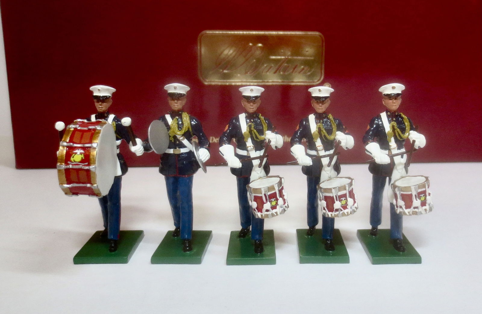 Britains #17857 U.S. Marine Corps: Drum and Cymbal Set. 5 pieces. Mint condition. Box excellent.