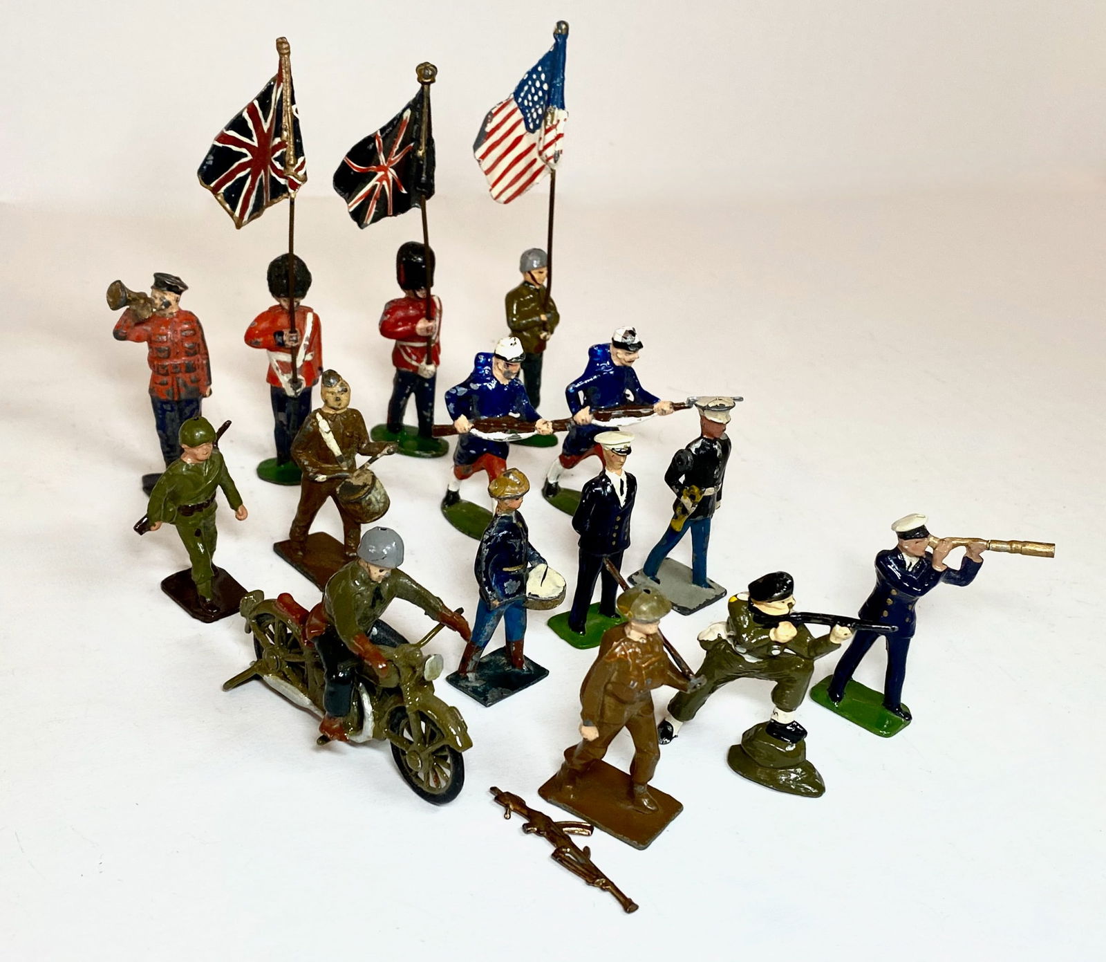 Assorted Soldiers, Various Makers (1 of 1)