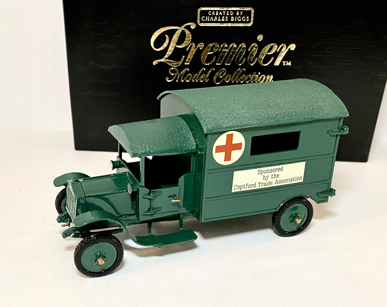 Premier #9914 British Field Ambulance (1 of 1)