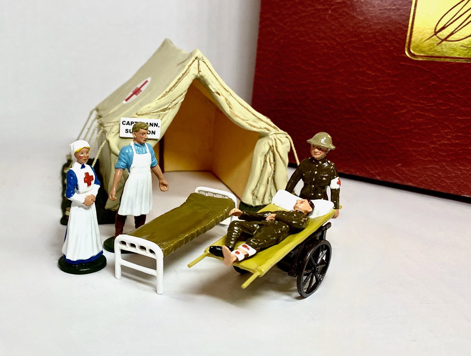 Britains #41115 Regimental First Aid Post (1 of 1)