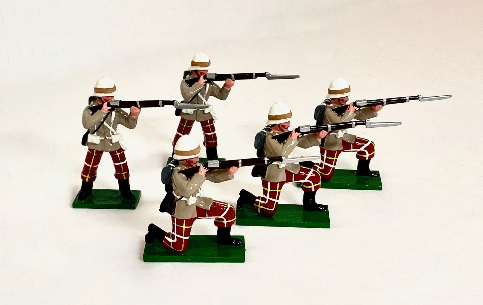 Trophy Miniatures Black Watch Highlanders (1 of 1)