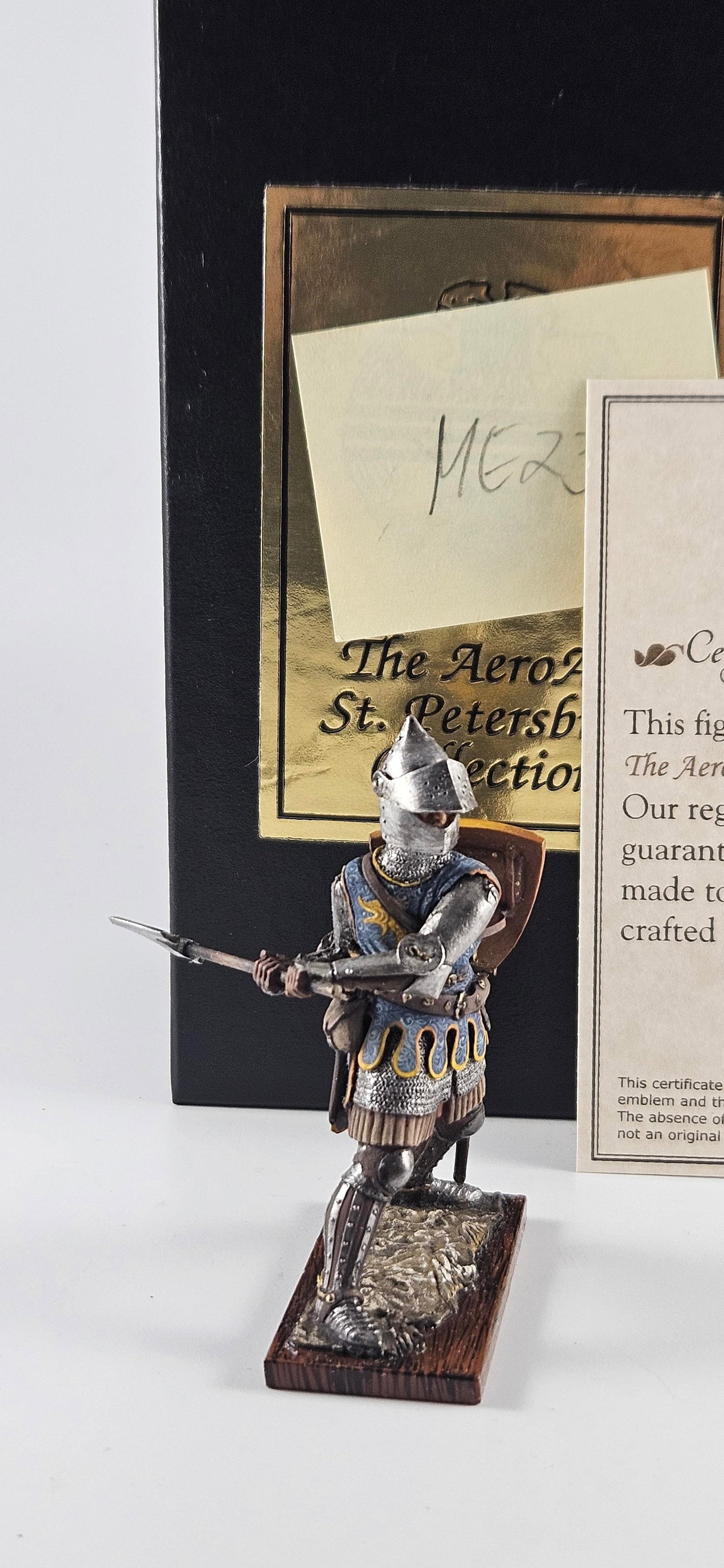 AeroArt St. Petersburg Knight with Ax 14th Century: AeroArt Military Miniatures - The St. Petersburg Collection #ME 23 - Knight With Ax 14th Century, Excellent, Boxed. 1 piece
