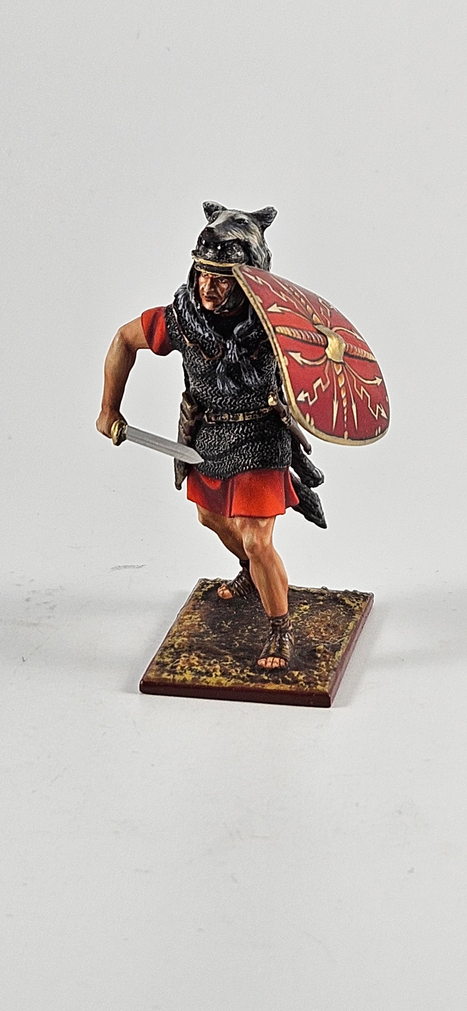 AeroArt St. Petersburg Roman Legion Wolfskin: AeroArt Military Miniatures - The St. Petersburg Collection #3774.2 - Roman Legionnaire Wolfskin with Sword. Excellent, unboxed, 1 piece.