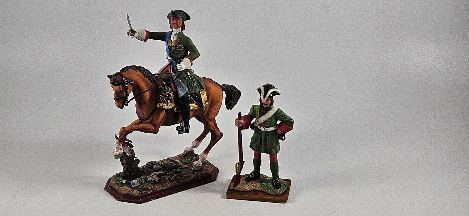 AeroArt St. Petersburg Mounted Peter the Great (1 of 4)