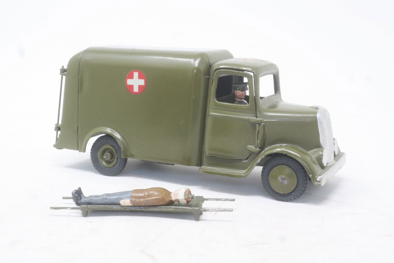 Britains set#1512, MilItary Ambulance (1 of 1)