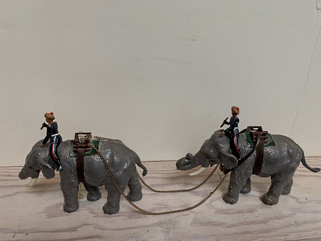 Durbar 2 Elephants with Riders (1 of 1)