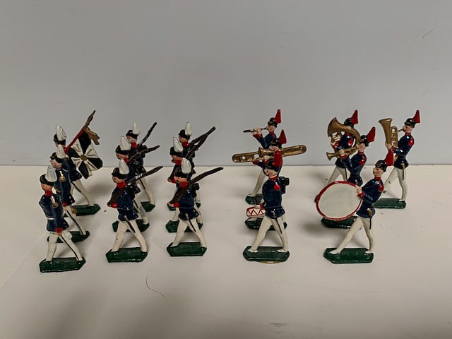 Flats Band: Flats Band - Excellent Condition - 16pcs - No Box.
