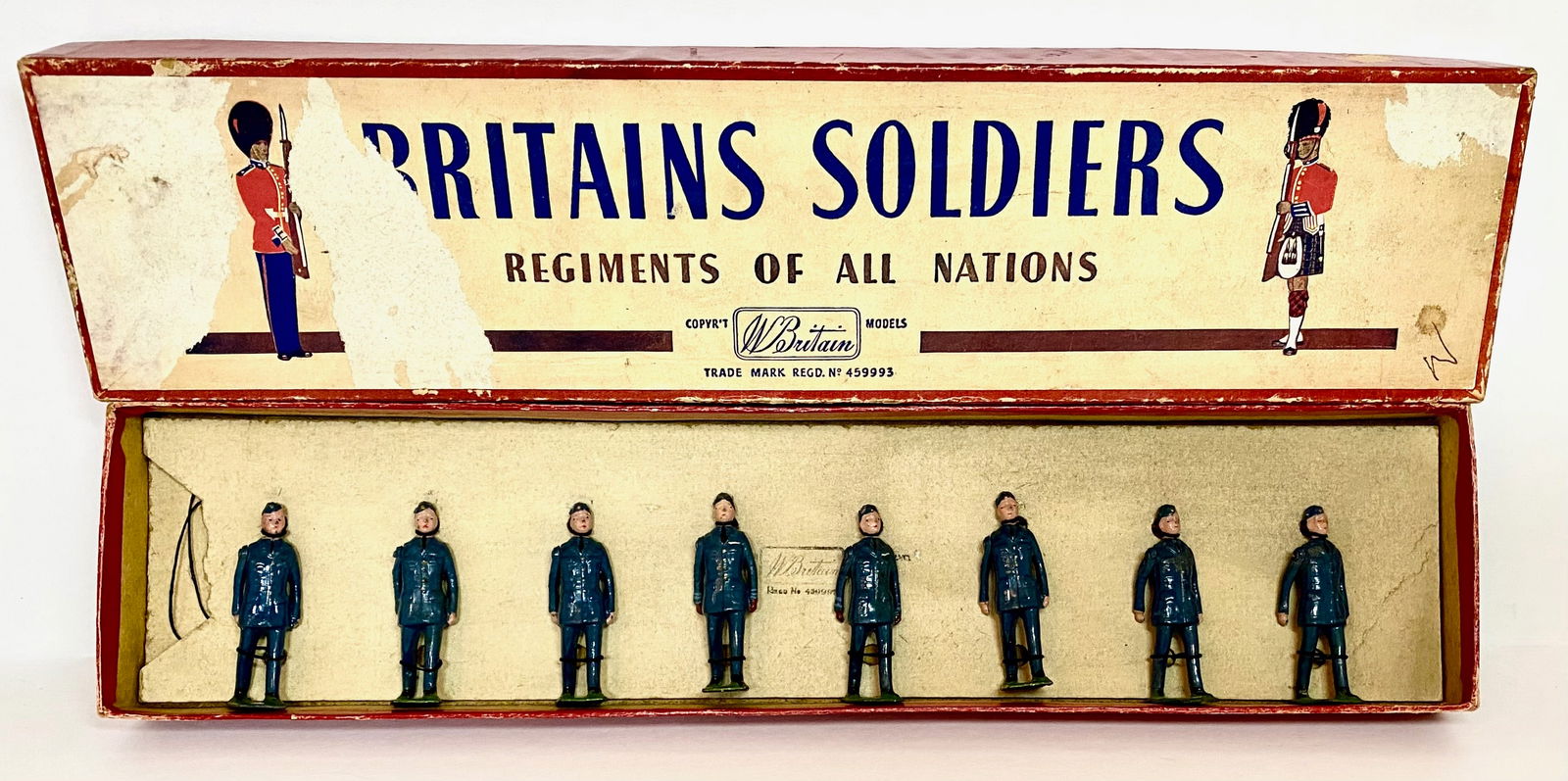 Britains #240 RAF Personnel, Side Caps: 8 pieces. Excellent condition. Box poor (top label damage and repro side label).