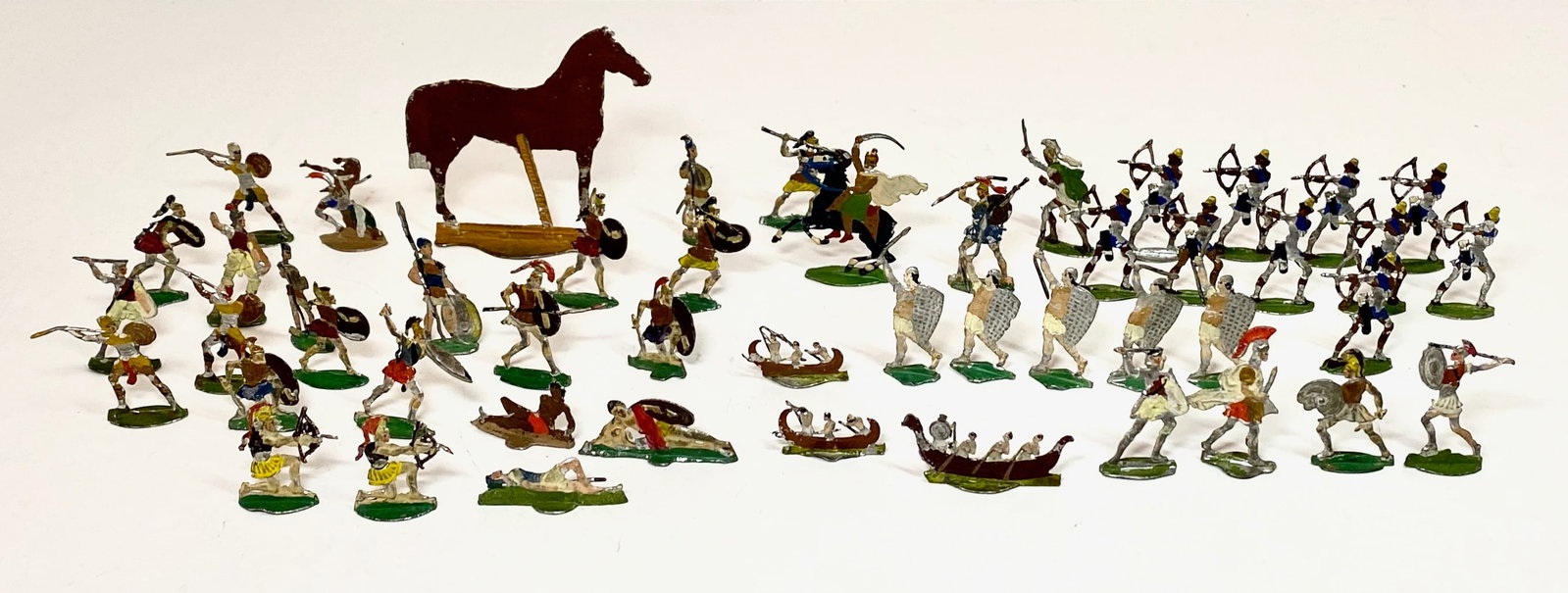 Early Vintage German Flats, The Trojan War: 49 pieces. 30mm. Excellent to good condition (some with broken weapons). Unboxed.